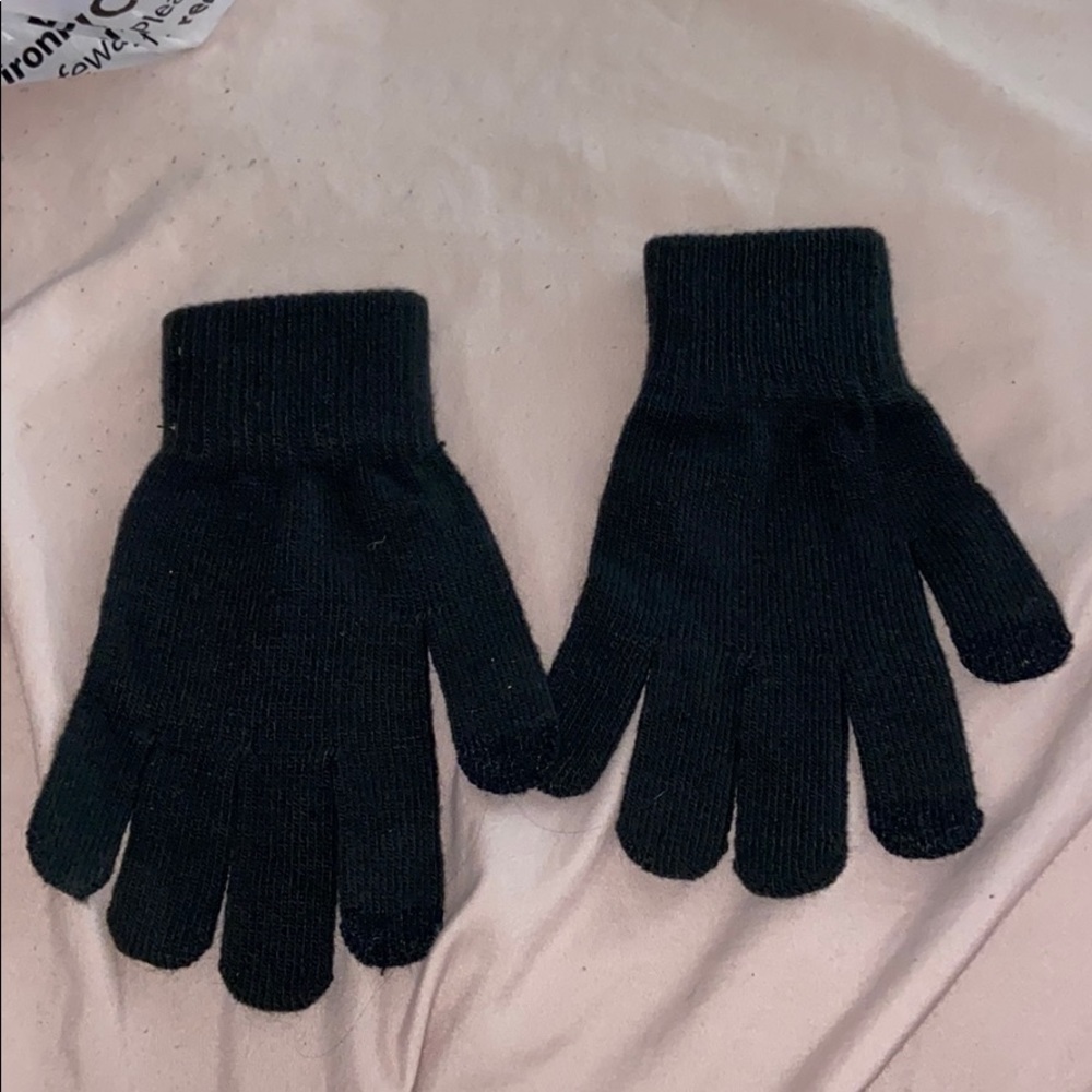 Black SO Touchscreen Gloves